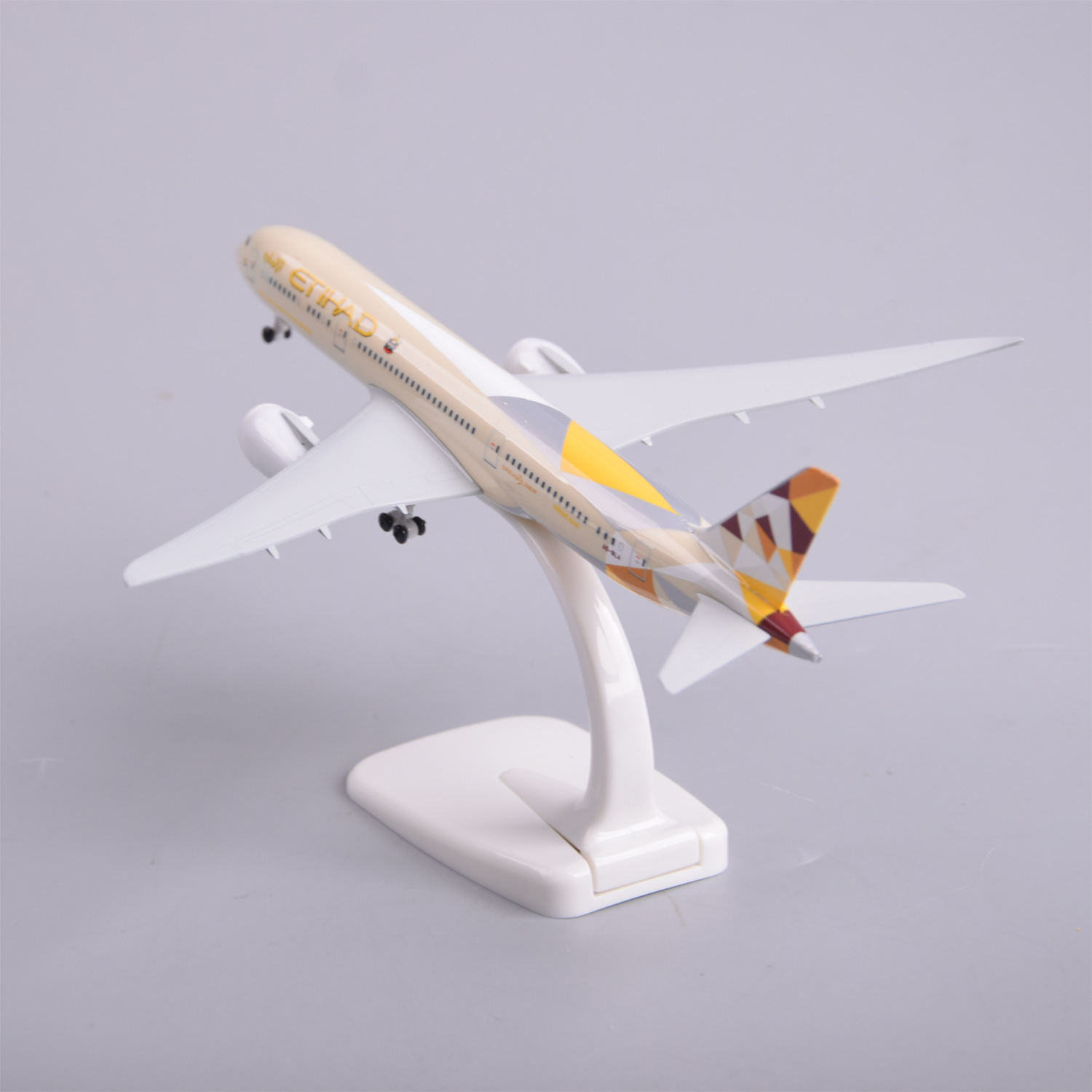 Modelo de Avión de Metal Fundi - Model Kit Plane reseña y precio