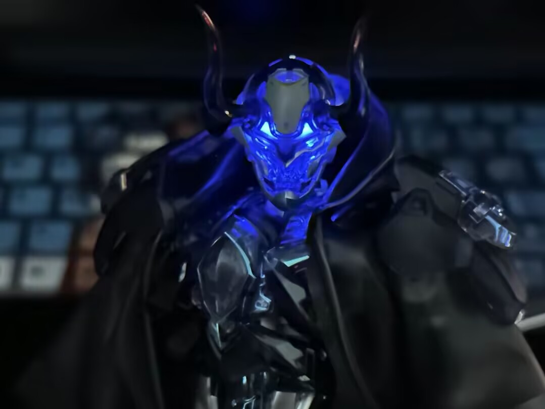 Figura de Acción Articulada de - Model Kit Lone Shadow reseña y precio